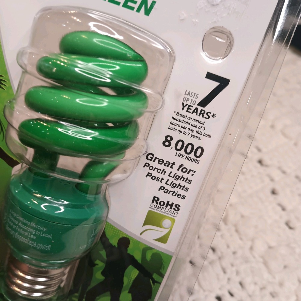 Electric Ecobulb Green Party Bulb Energy 60w 13 Watts 8000 Hr St Patrick's Xmas - Picture 2 of 4